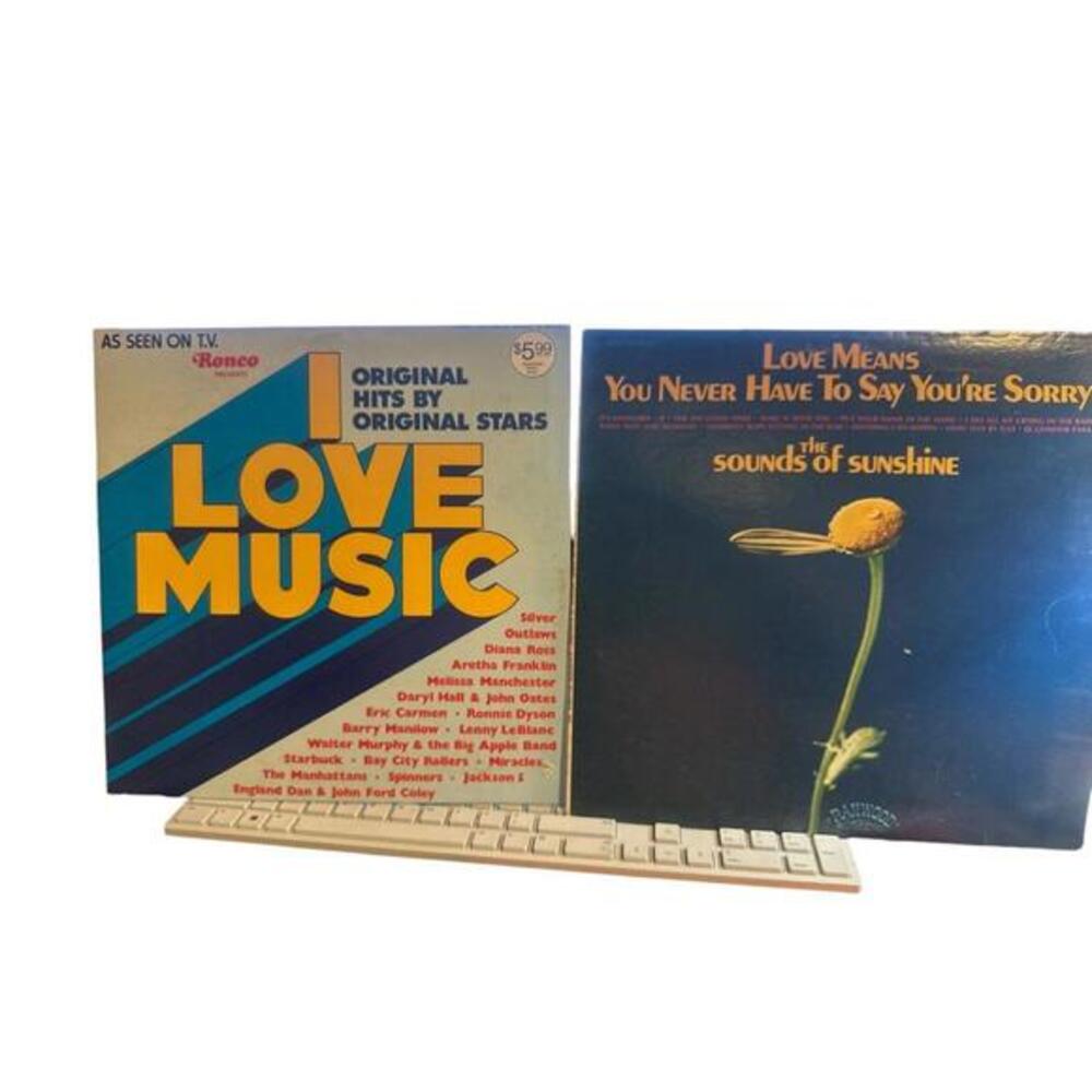 2 records of love songs